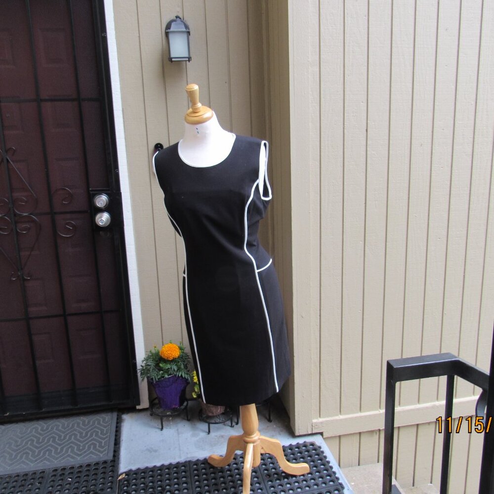 #477  NEW WOMAN'S BLACK SHEATH DRESS BY CALVIN KLEIN  (SIZE 16)